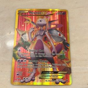 Rare Pokémon Mewtwo ex gold outline 2015